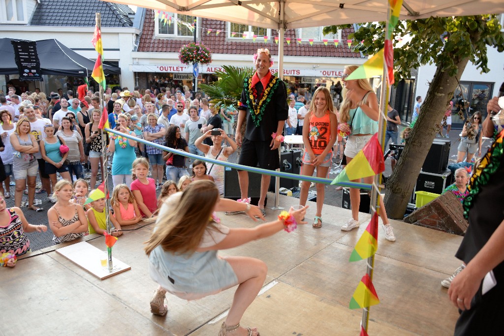 ../Images/Zomercarnaval Noordwijkerhout 331.jpg